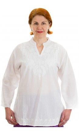 Блуза белая / Вышивка на груди / Длинный рукав
